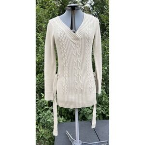 Red Paint V-neck Sweater W/Belt Women's Size Medium